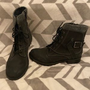 Women’s Boots